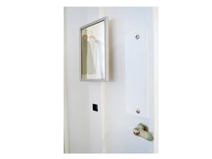 6-Door Locker - Creamy White