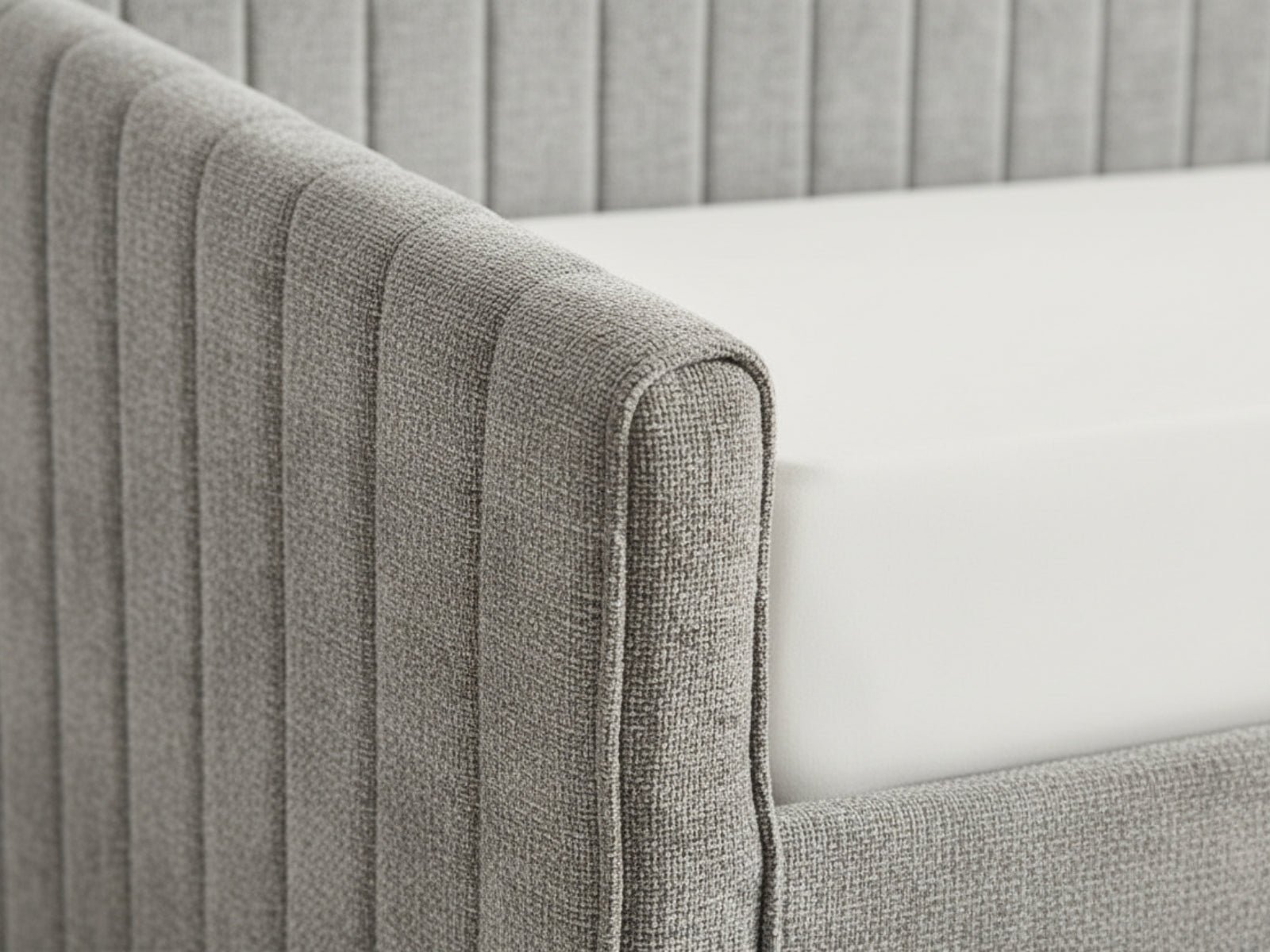 Ainsley Velvet Pull Out Day Bed - Grey